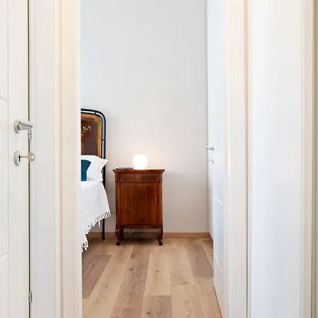 Parco Della Montagnola & Stazione