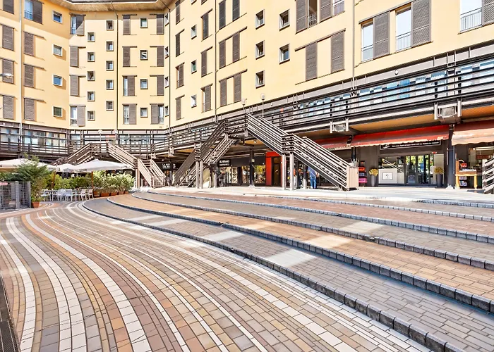 Parco Della Montagnola & Stazione بولونيا