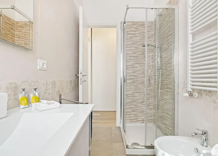 Parco Della Montagnola & Stazione * بولونيا